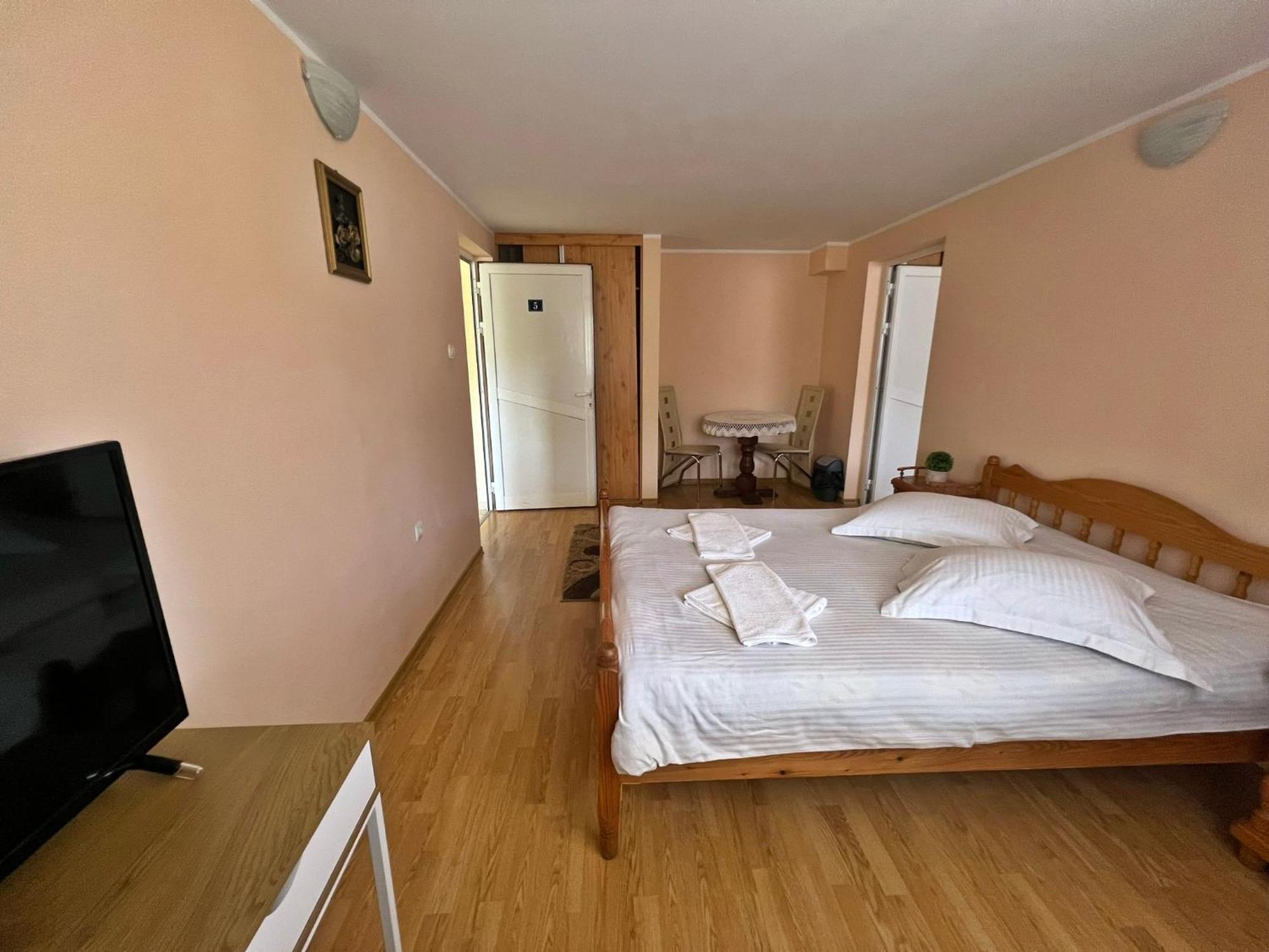 Hotel Casa Potcoava Lepşa Exteriér fotografie